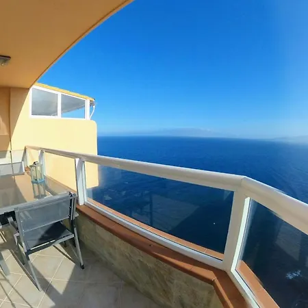 Apartment Facing The Ocean - Full Appt With 2 Double Bedroom Tabaiba